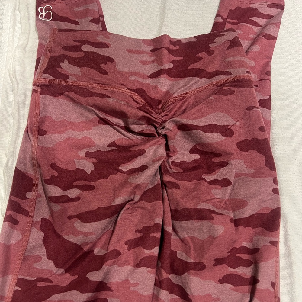 Bombshell Sportswear Pink Camo Leggings